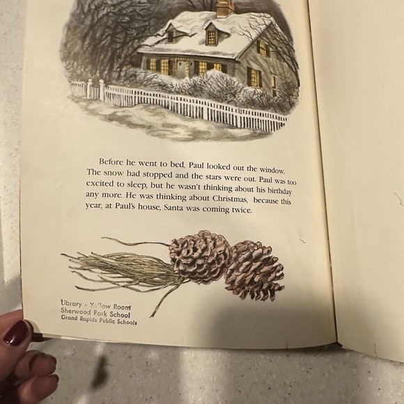 Vintage Christmas Kid’s Book - Paul's Christmas Birthday by Carol Carrick. 1978 - Picture 12 of 14